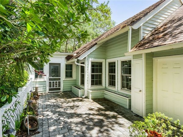 1546 Sabal Court, Vero Beach, FL 32963