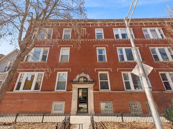 2644 N Washtenaw Avenue , Unit 2D, Chicago, IL 60647