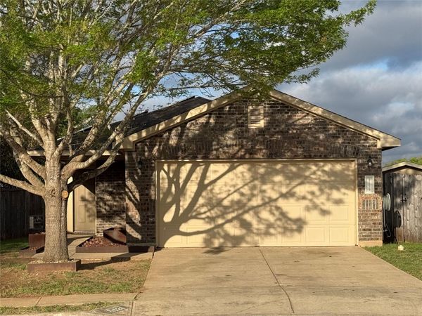 11524 Ashbrook DR, Manchaca, TX 78652