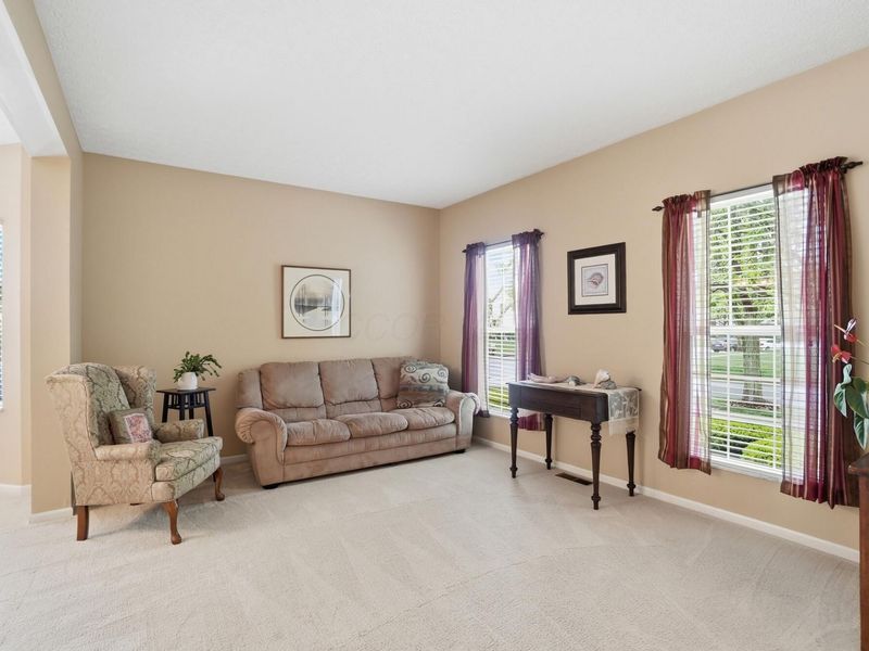 7408 Maynooth Drive, Dublin, OH 43017 Photo 4