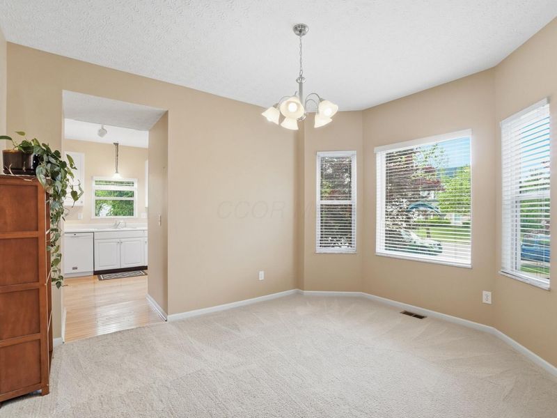 7408 Maynooth Drive, Dublin, OH 43017 Photo 5