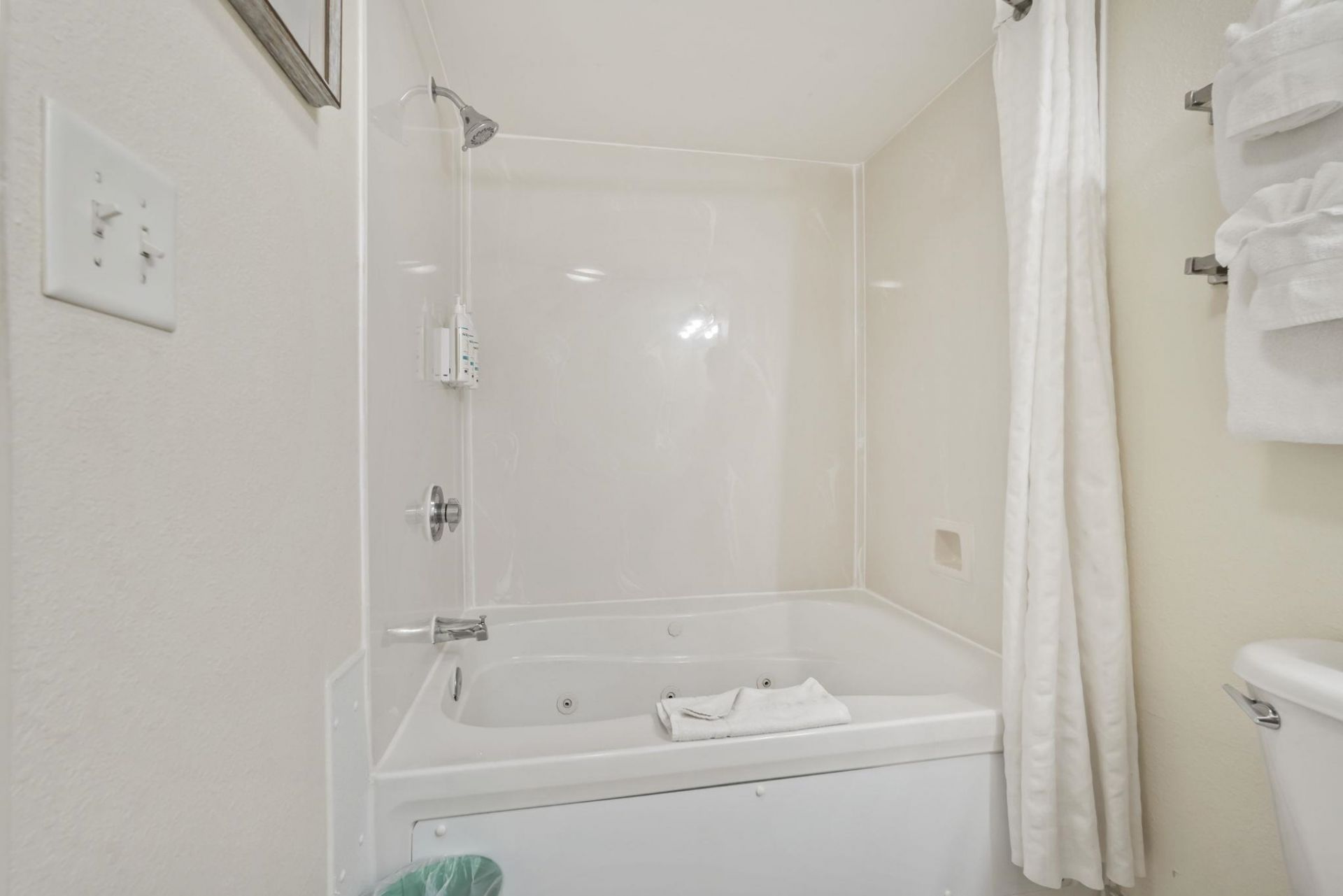 2711 Ocean Blvd.  Photo 23