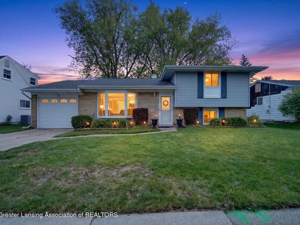2200 Bolley Drive, Lansing, MI 48912