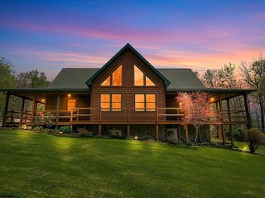 12 E Miller Road, Albright, WV 26519