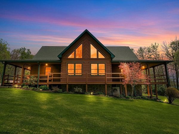 12 E Miller Road, Albright, WV 26519