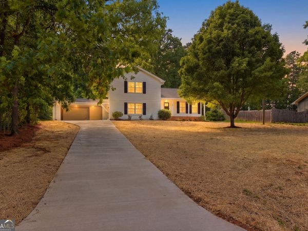 54 Stonewood Forest, Toccoa, GA 30577