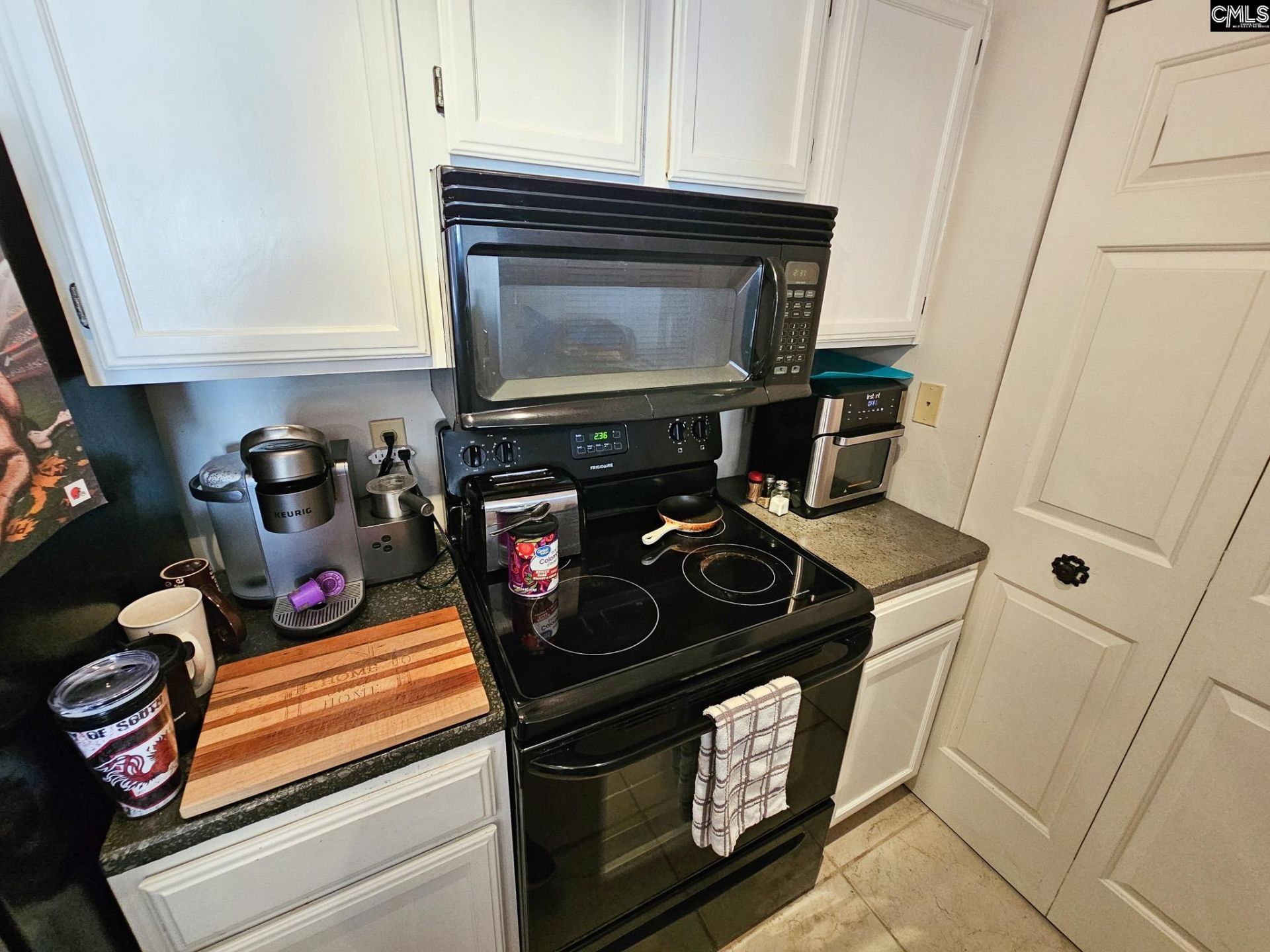 900 Taylor Street Photo 16