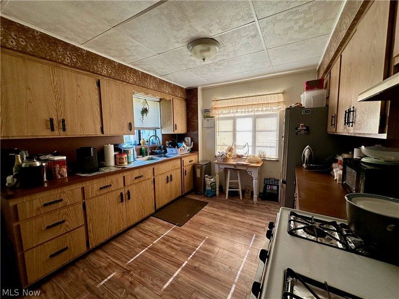 1166 E 176th Street, Cleveland, OH 44119 Photo 14