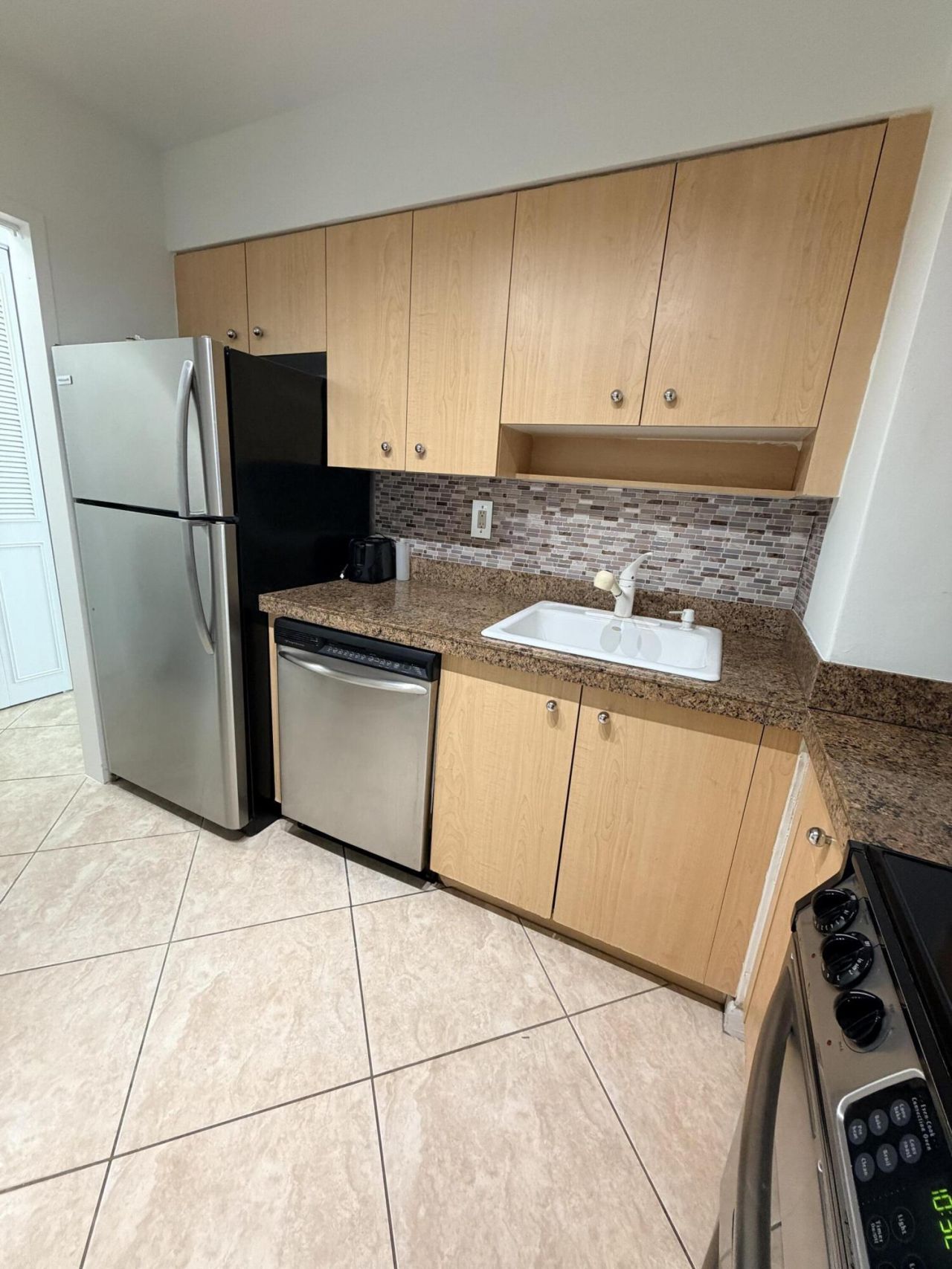 9195 Collins Avenue, Unit 913, Surfside, FL 33154 Photo