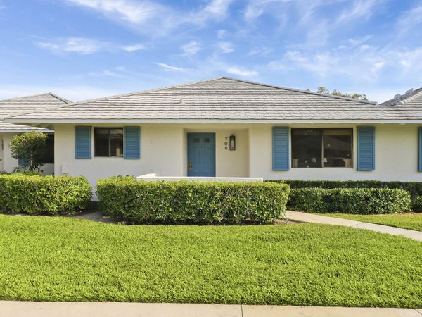 706 Club Drive, Palm Beach Gardens, FL 33418