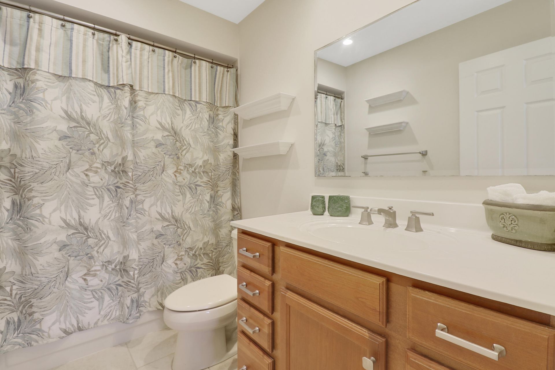 706 Club Drive, Palm Beach Gardens, FL 33418 Photo