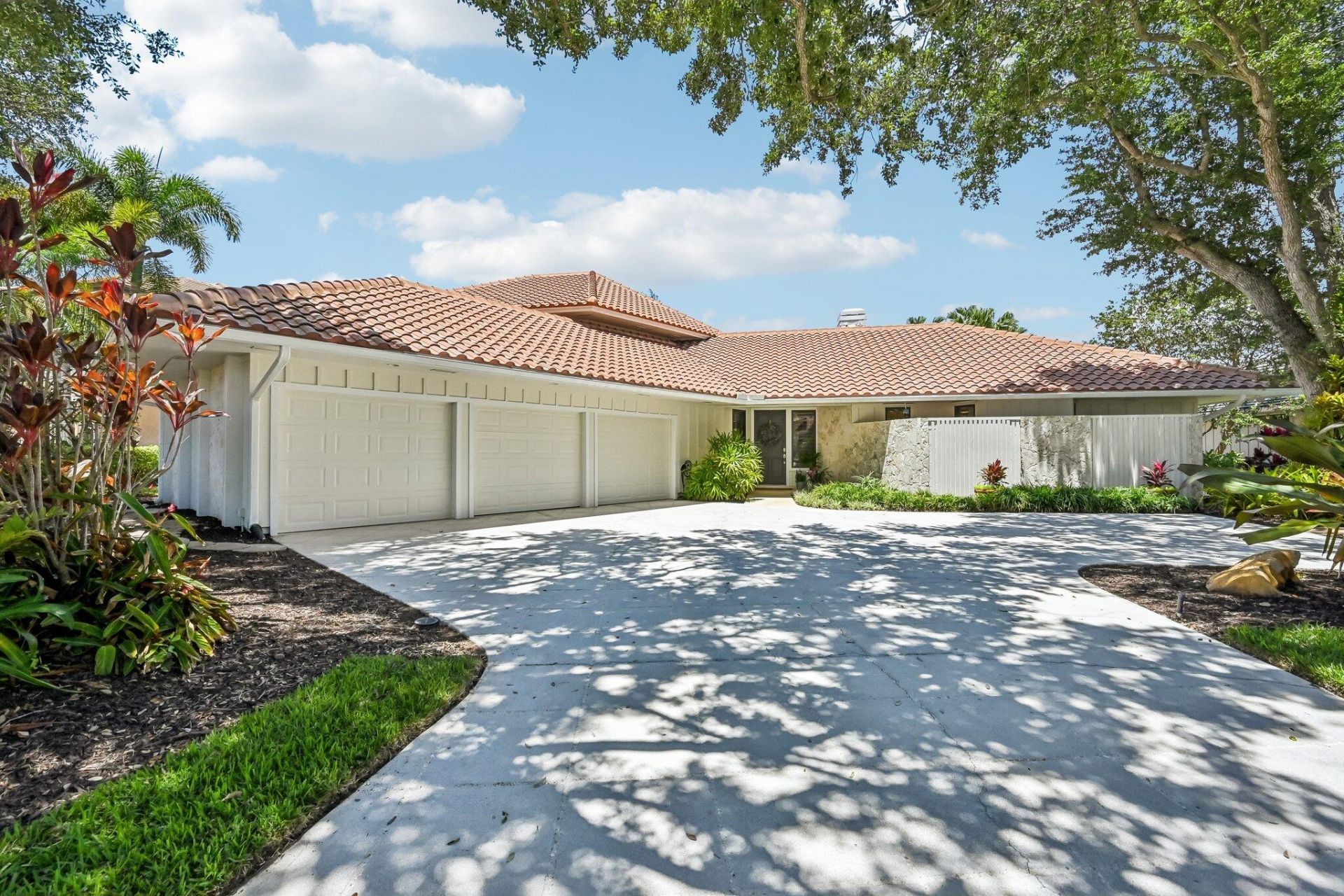 15 Carrick Road, Palm Beach Gardens, FL 33418 Photo