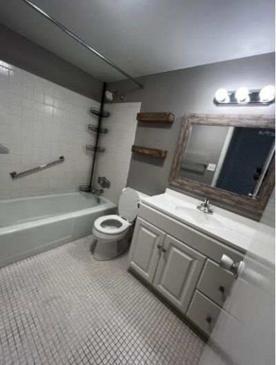 6289 Lear Drive, Unit 302, Atlantis, FL 33462 Photo