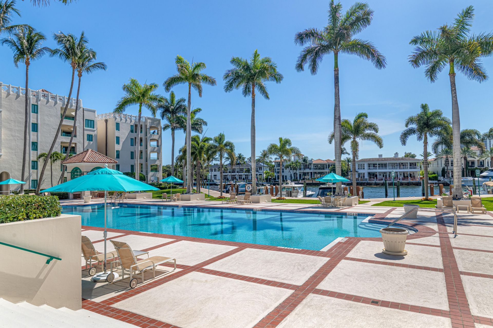 100 SE 5th Avenue, Unit 412, Boca Raton, FL 33432 Photo