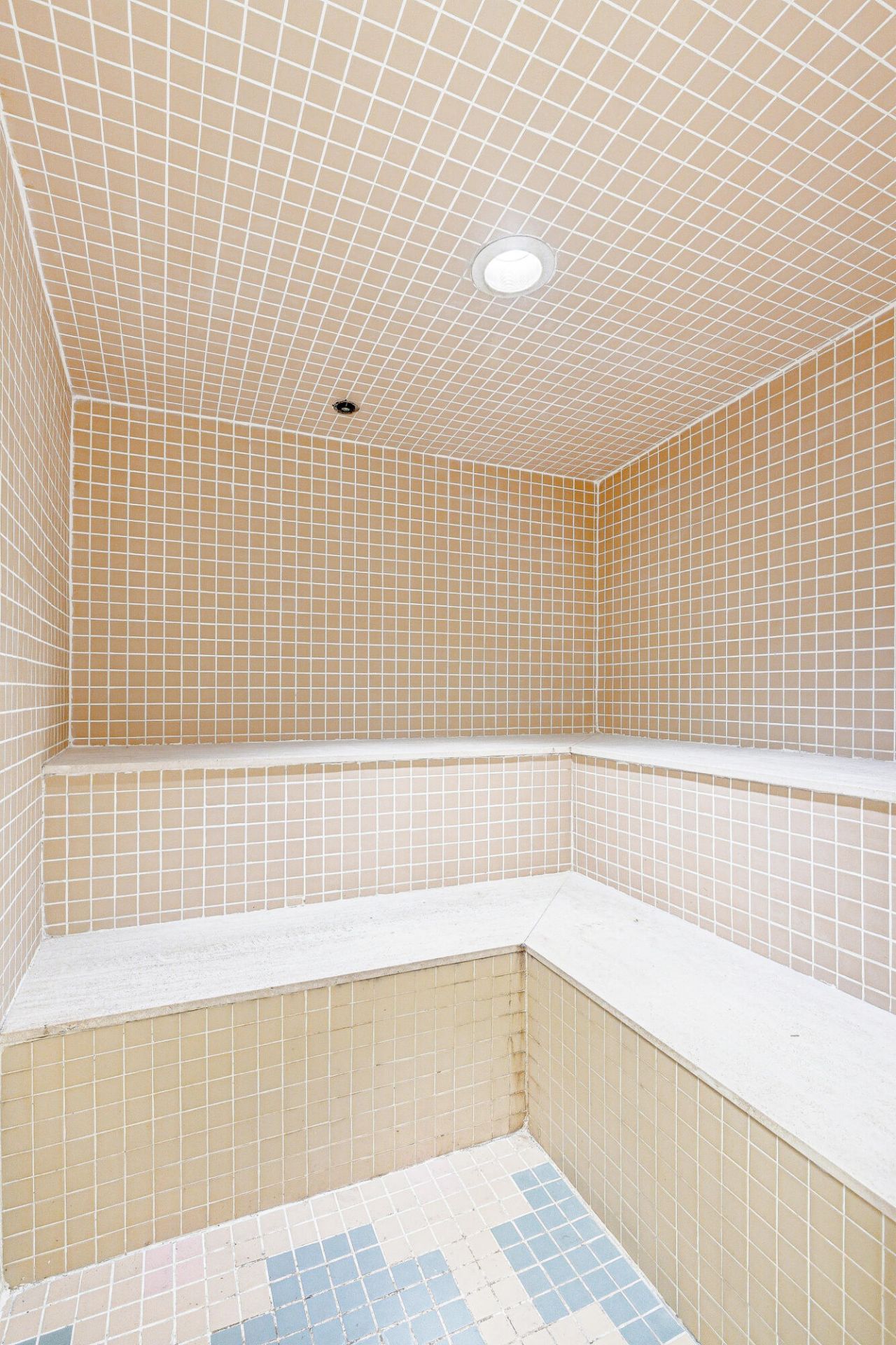 100 SE 5th Avenue, Unit 412, Boca Raton, FL 33432 Photo