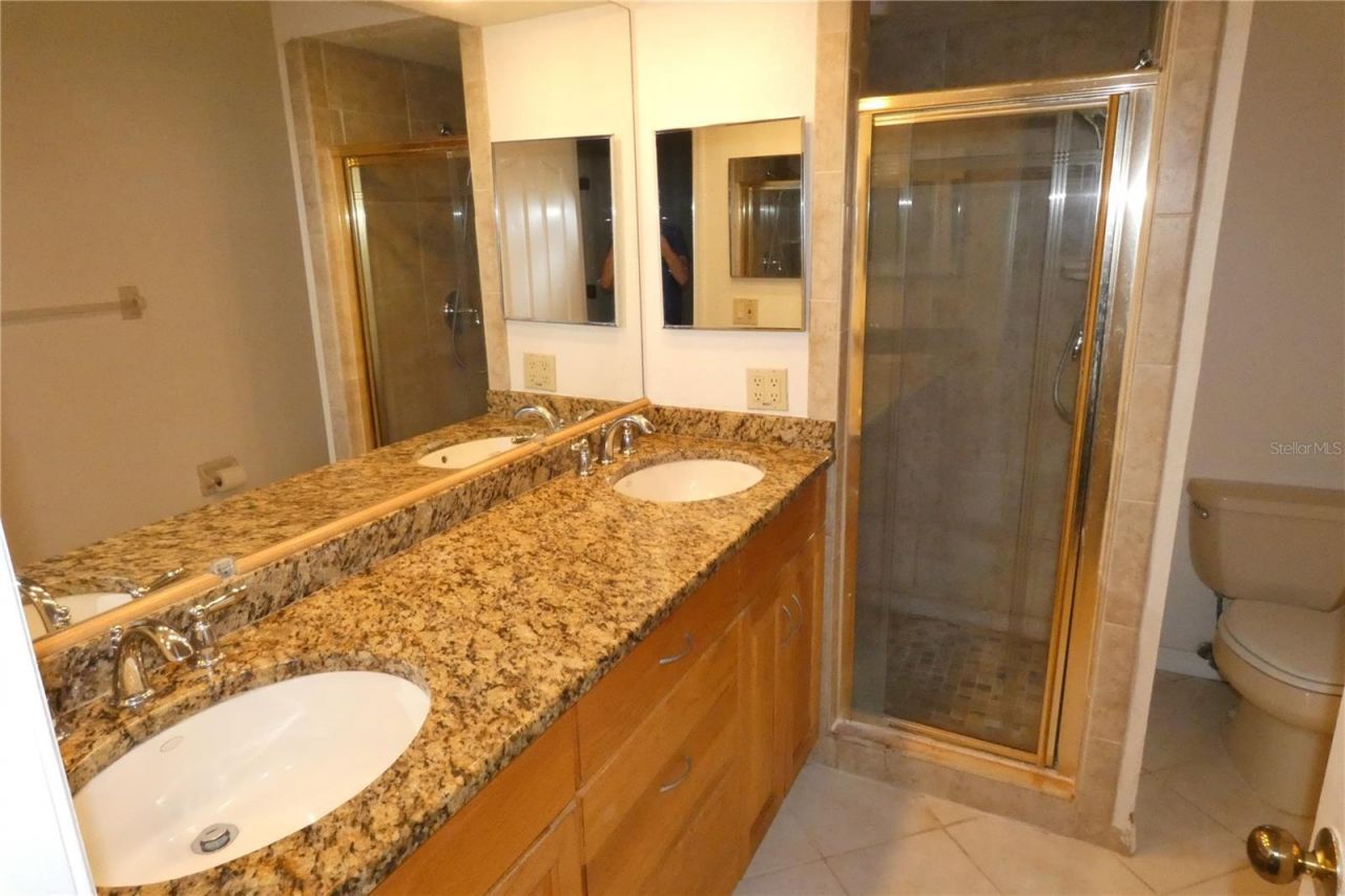 617 Segovia Court Ne, Saint Petersburg, FL 33703 Photo