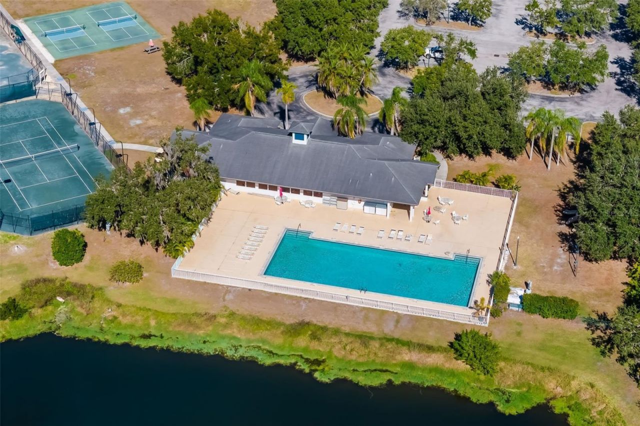 11427 Savannah Lakes Drive, Parrish, FL 34219 Photo