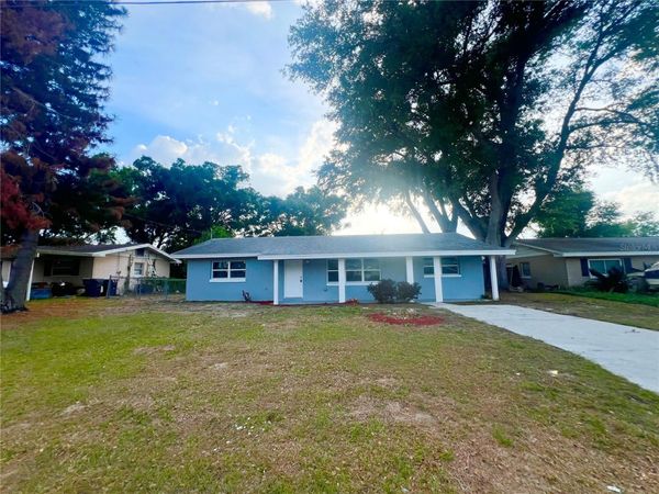 137 LOWELL ROAD, WINTER HAVEN, FL 33884
