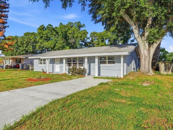 137 LOWELL ROAD, WINTER HAVEN, FL 33884