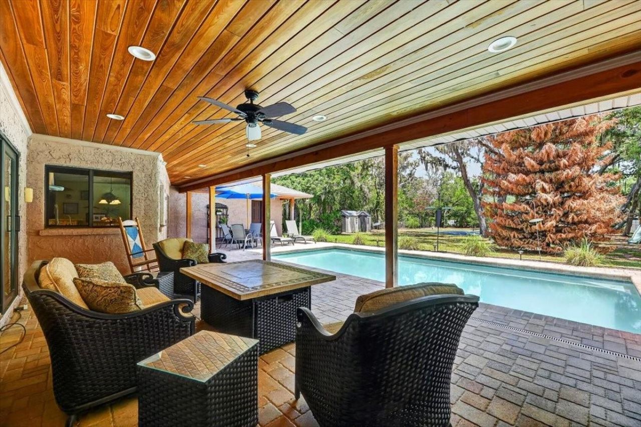 11214 Leprechaun Drive, Riverview, FL 33569 Photo