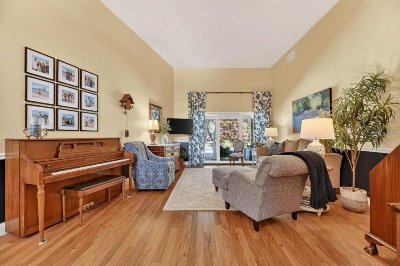 11214 Leprechaun Drive, Riverview, FL 33569 Photo
