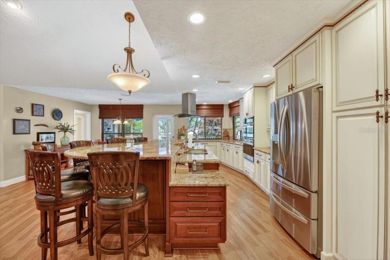 11214 Leprechaun Drive, Riverview, FL 33569 Photo