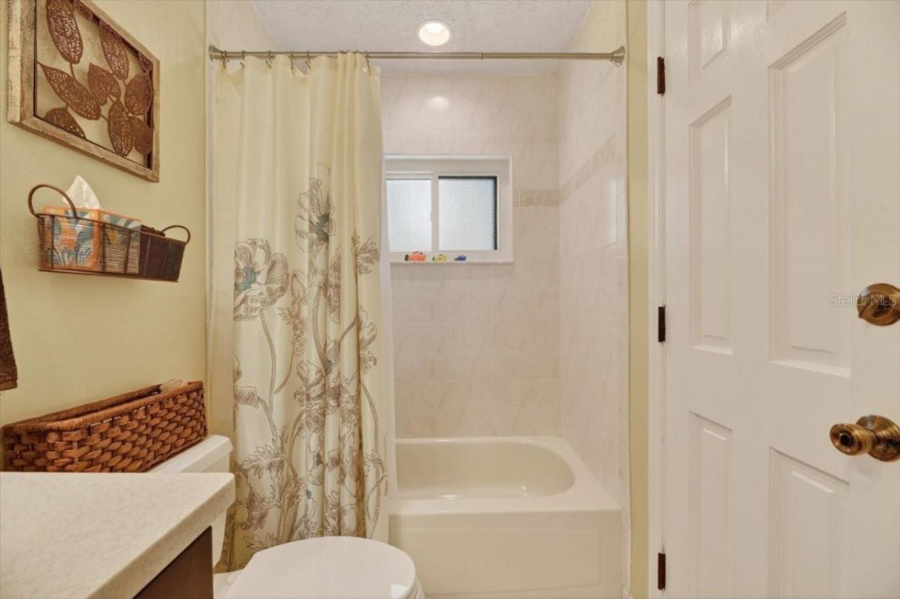 11214 Leprechaun Drive, Riverview, FL 33569 Photo