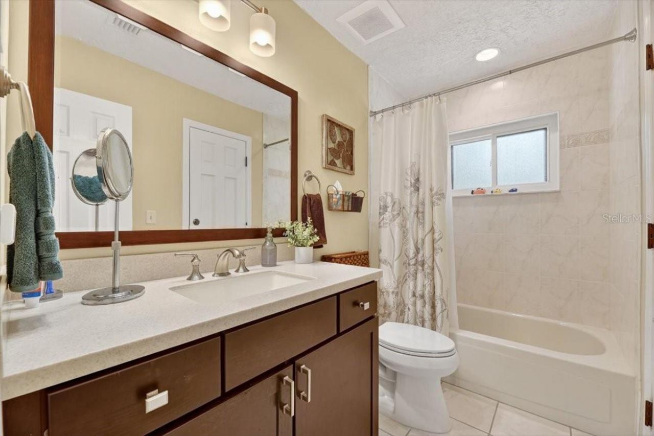 11214 Leprechaun Drive, Riverview, FL 33569 Photo