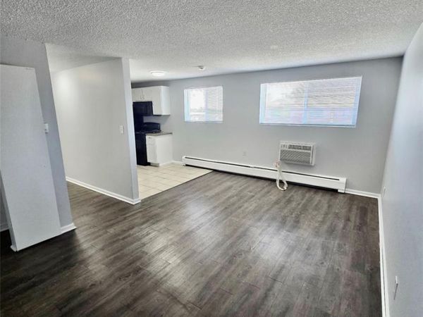 1437 Moline Street , Aurora, CO 80010