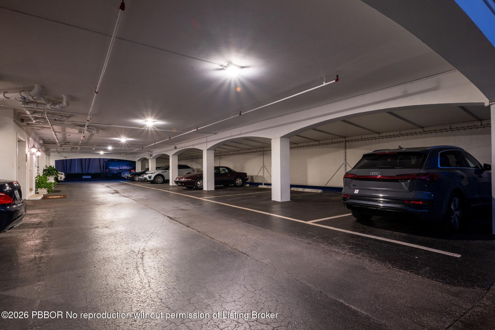 354 Chilean Avenue, Unit 4D, Palm Beach, FL 33480 Photo