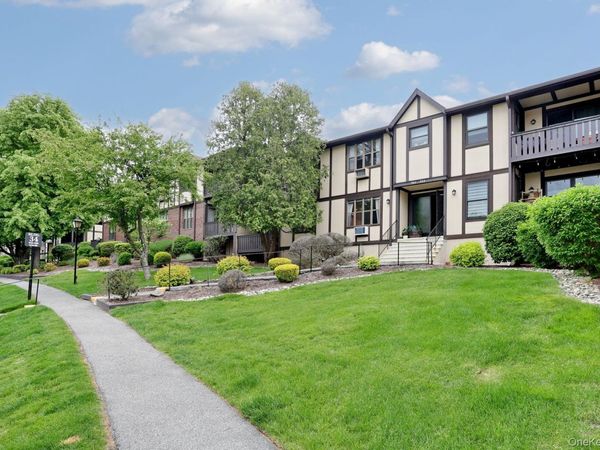 945 Sierra Vista Lane, Valley Cottage, NY 10989