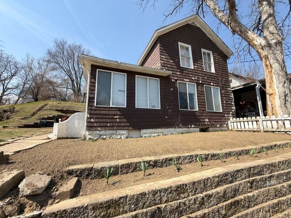 143 Diagonal Street , Savanna, IL 61074