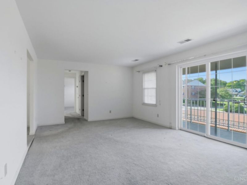 5346 Werk Road, Unit D12, Green Township, OH 45248 Photo 6