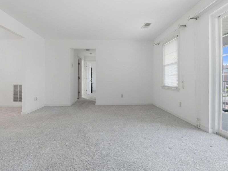 5346 Werk Road, Unit D12, Green Township, OH 45248 Photo 7