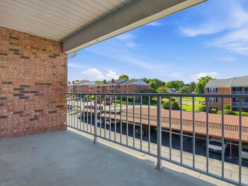 5346 Werk Road, Unit D12, Green Township, OH 45248 Photo 9