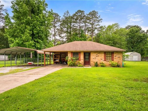 30 BORLAND Road, Deville, LA 71328