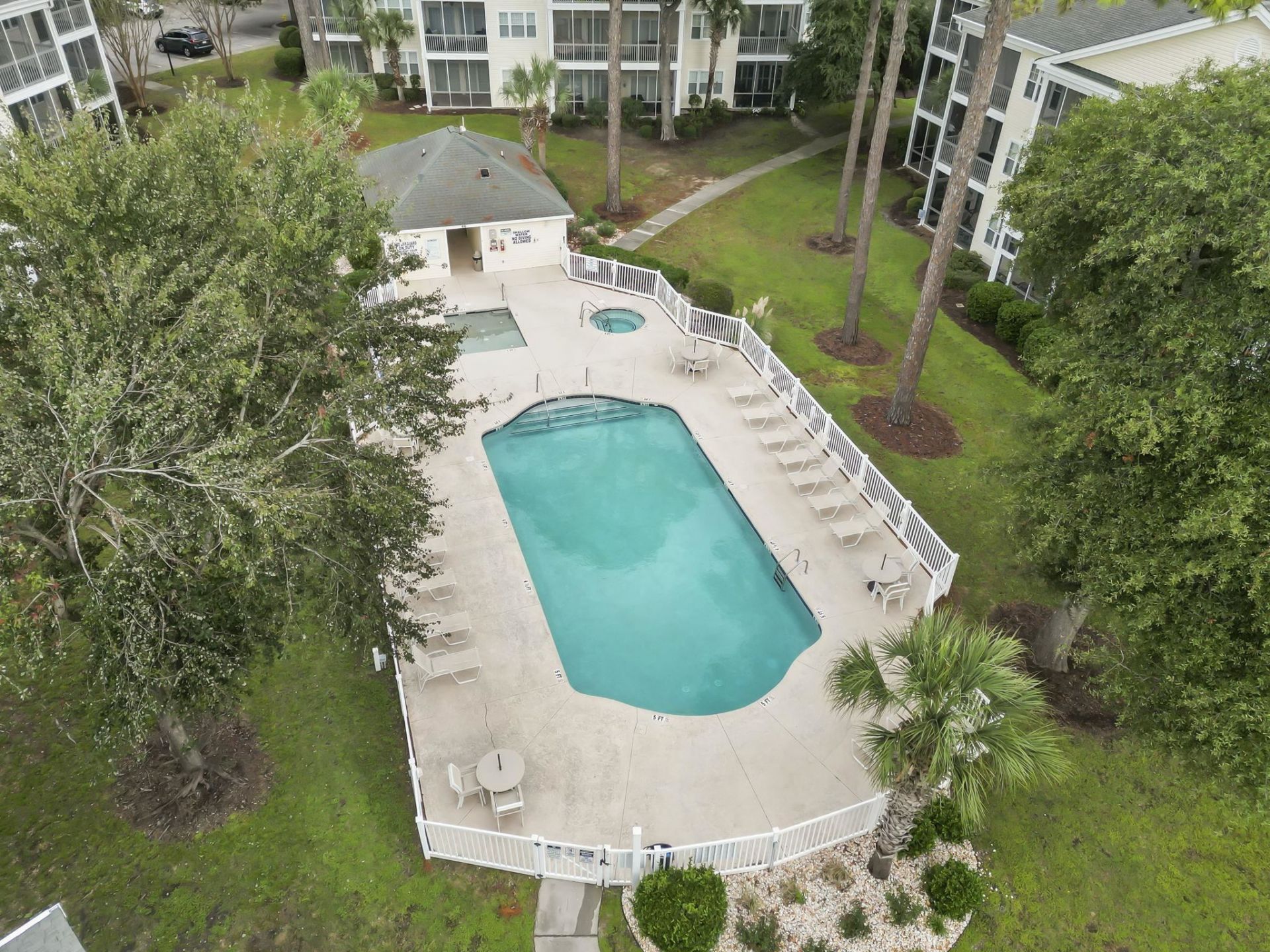 601 Hillside Dr. N Photo 30