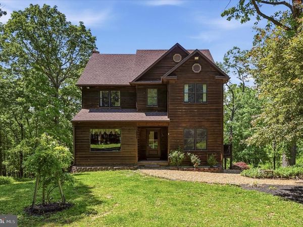 275 SAWDUST DRIVE, BLOOMERY, WV 26817