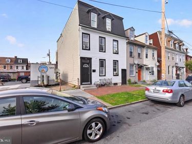 1348 VERNON STREET, HARRISBURG, PA 17104