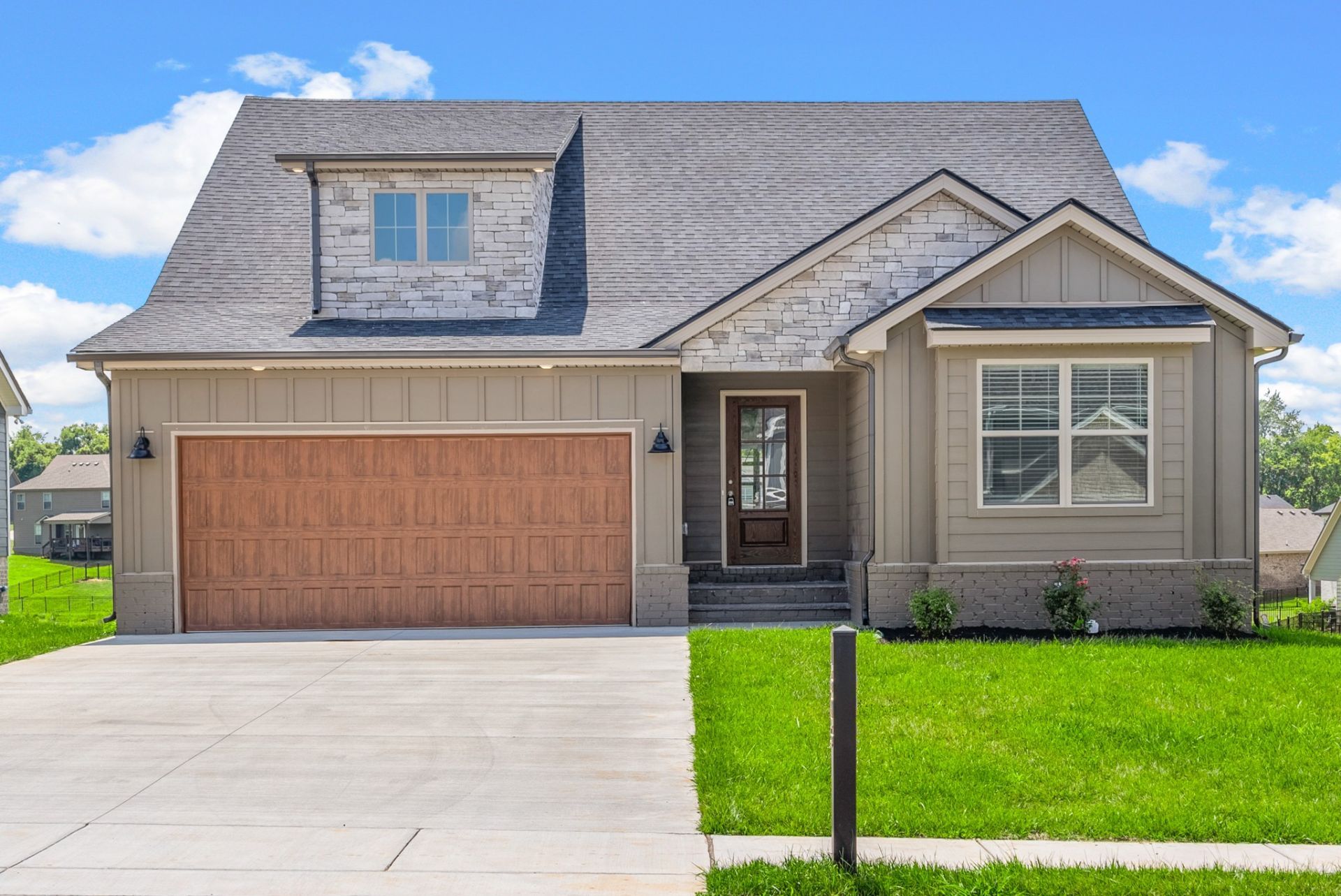 1605 Collins View Way, Clarksville, TN 37043 Main Photo
