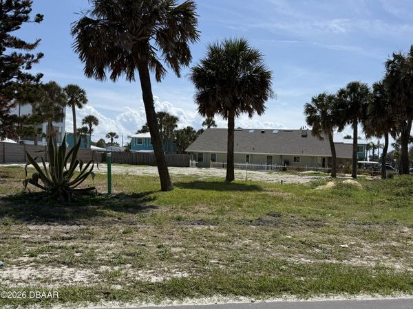 327 Due East Street, New Smyrna Beach, FL 32169
