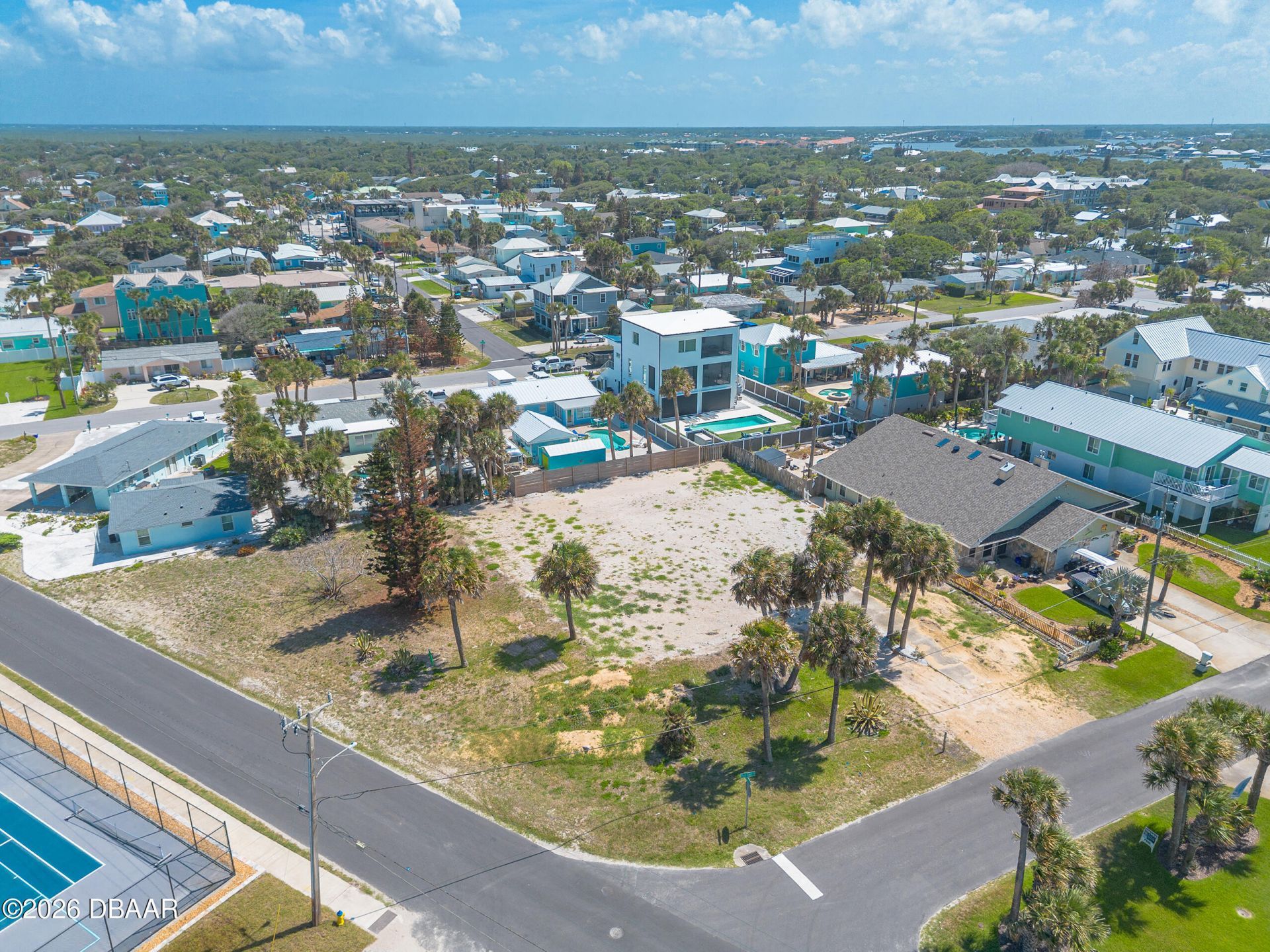 327 Due East Street, New Smyrna Beach, FL 32169 Photo