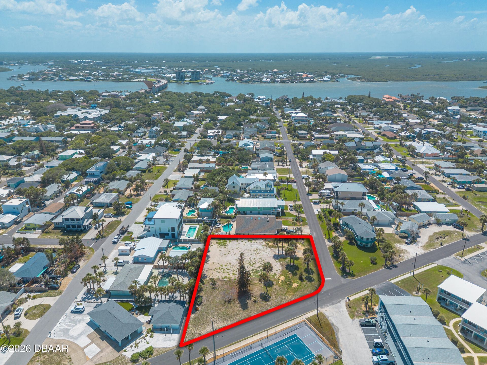 327 Due East Street, New Smyrna Beach, FL 32169 Photo