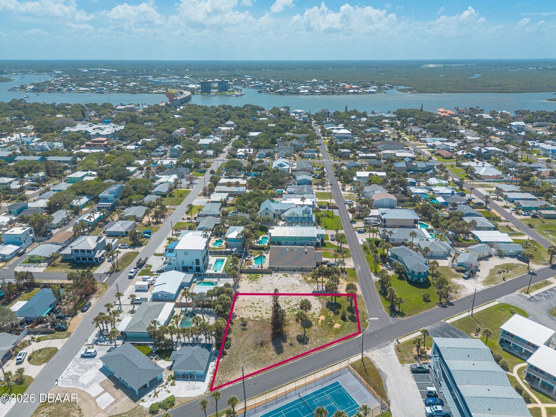 327 Due East Street, New Smyrna Beach, FL 32169 Photo