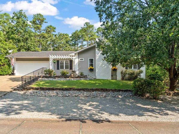 2 Cresta Lane, Hot Springs Village, AR 71909