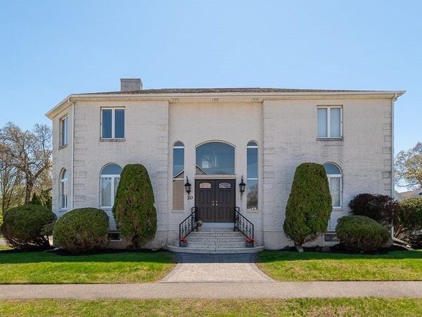 20 Landers Rd, Stoneham, MA 02180