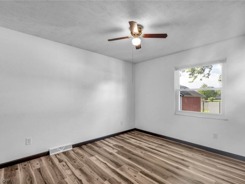 1144 Noble Street, Barberton, OH 44203 Photo 18
