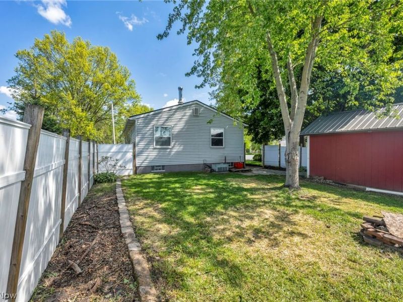 1144 Noble Street, Barberton, OH 44203 Photo 31