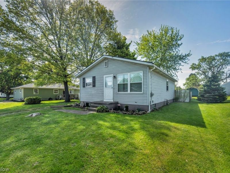 1144 Noble Street, Barberton, OH 44203 Photo 4