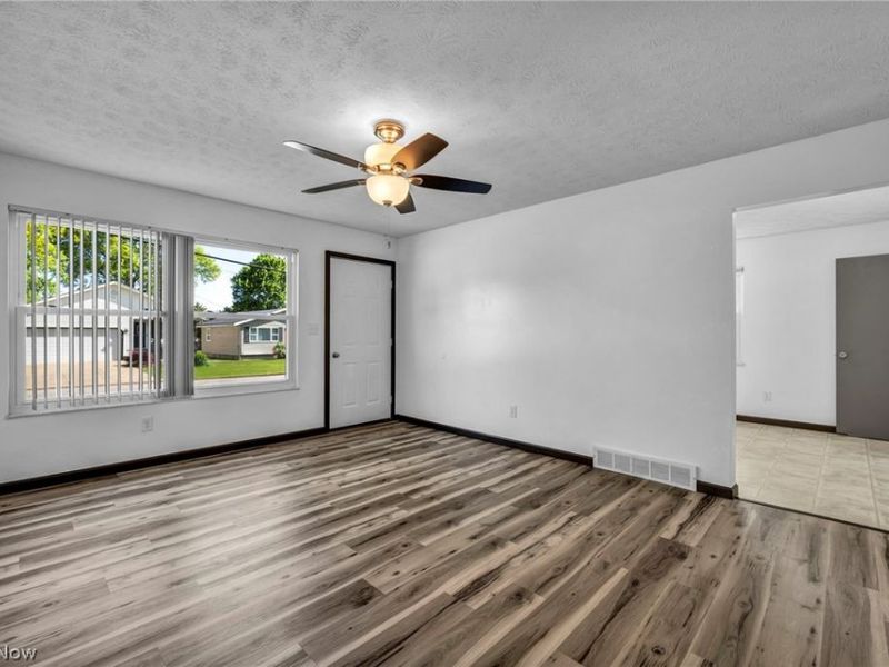1144 Noble Street, Barberton, OH 44203 Photo 6